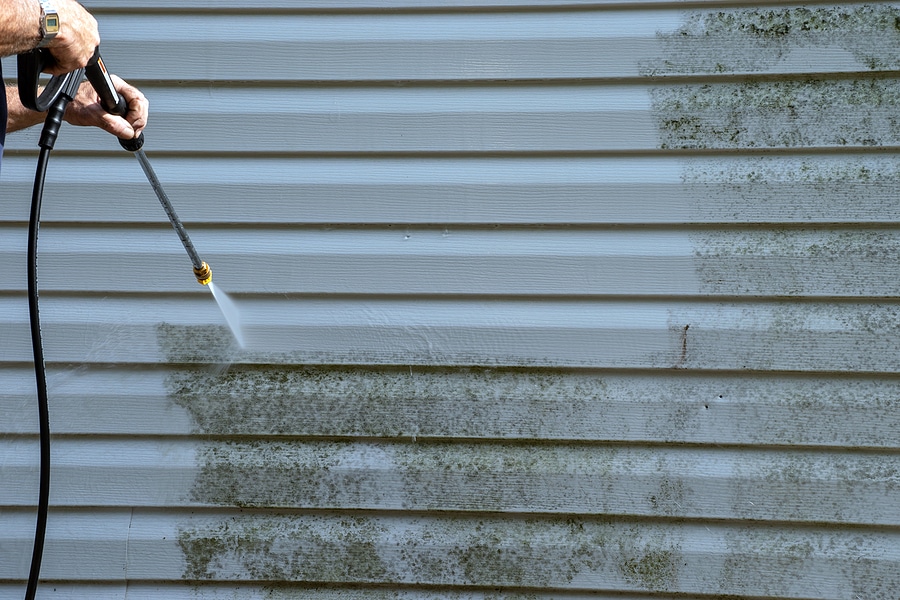 4 Benefits of a Professional Power Washing Service